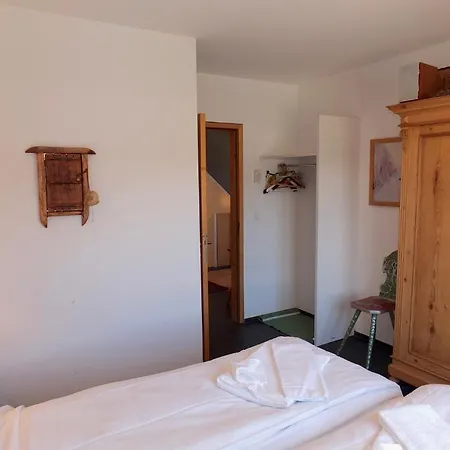 Enzo Apartmán *