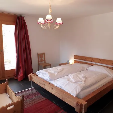 Enzo Apartmán