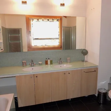 Enzo Apartmán